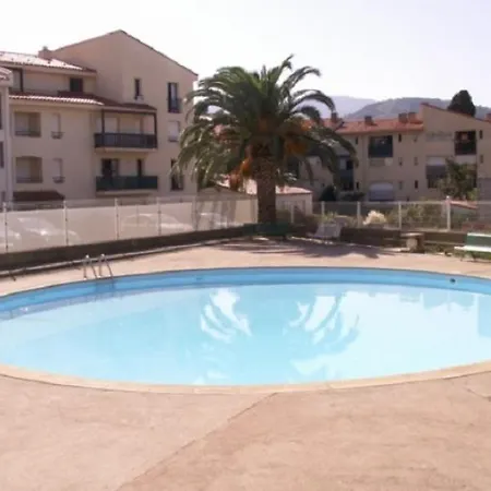 4pa44 Avec Piscine Et Parking *